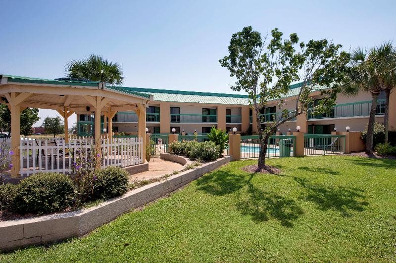Best Western Flagship Inn photo 1