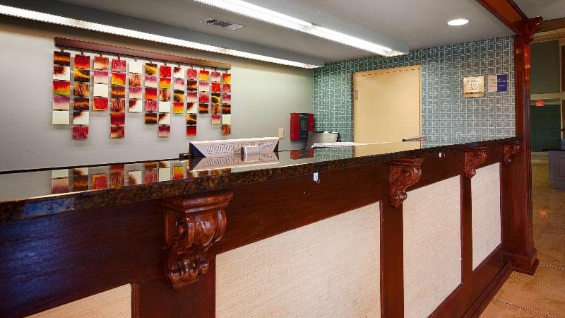 Best Western Executive Suites 4
