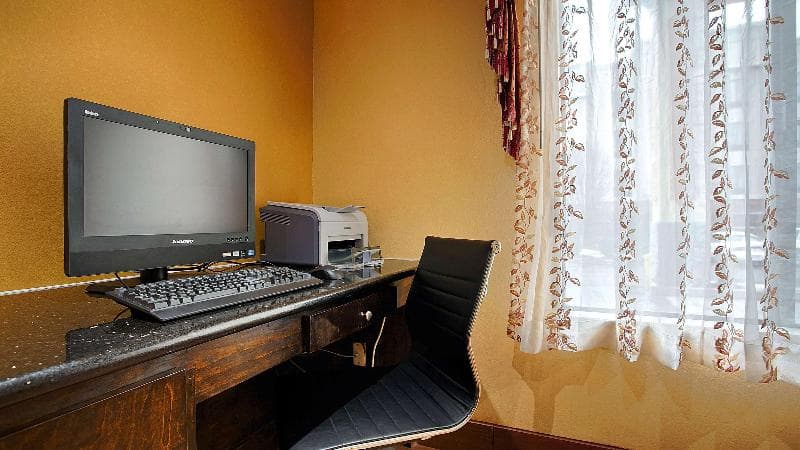 Best Western Canton Inn photo 1