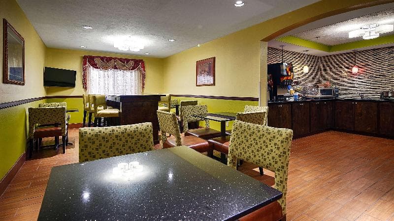 Best Western Canton Inn 3