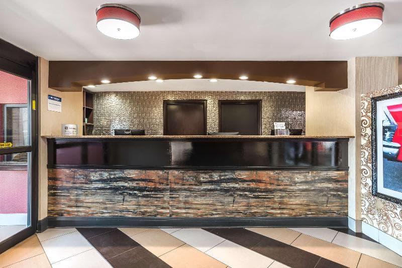 Best Western Plus Jackson Downtown-Coliseum 5