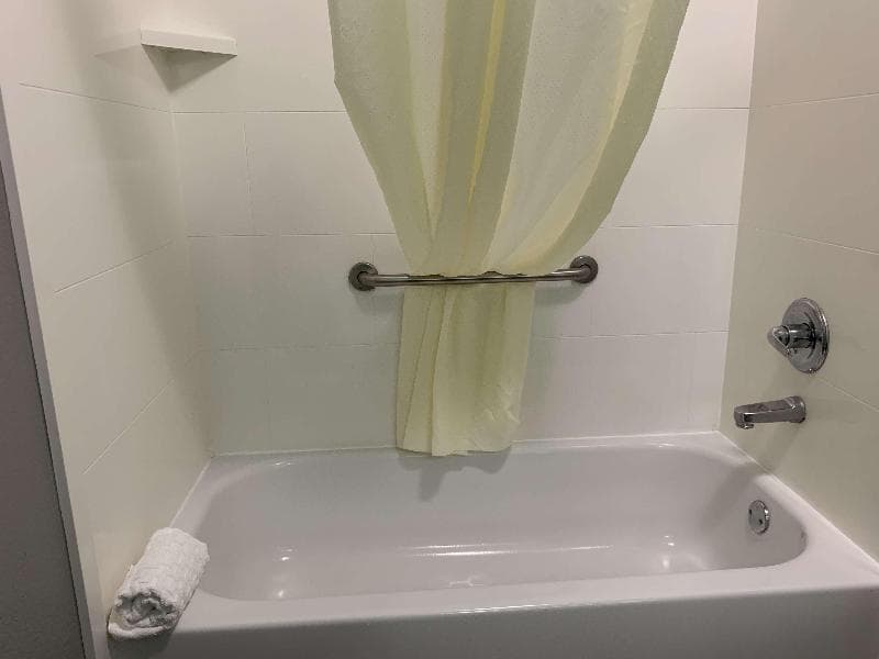 Best Western Plus Olive Branch Hotel & Suites 4