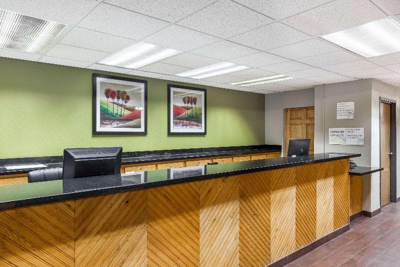 Ramada by Wyndham Platte City KCI Airport 4