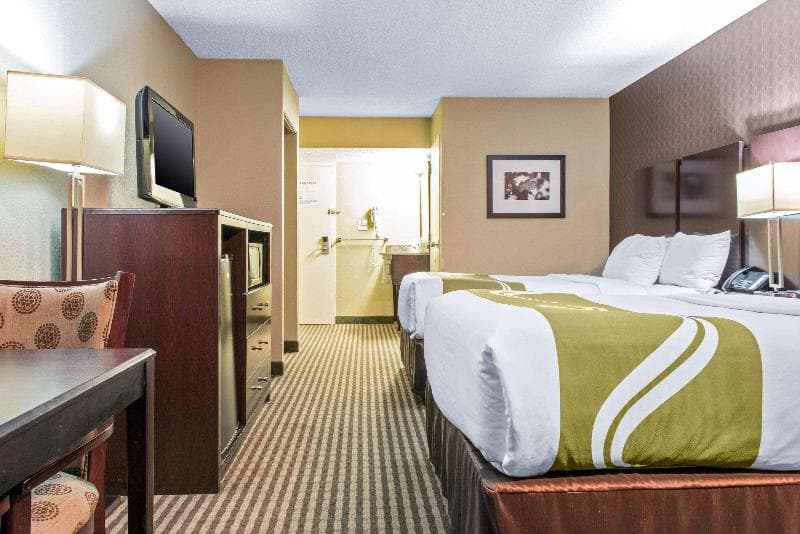 Quality Inn 5
