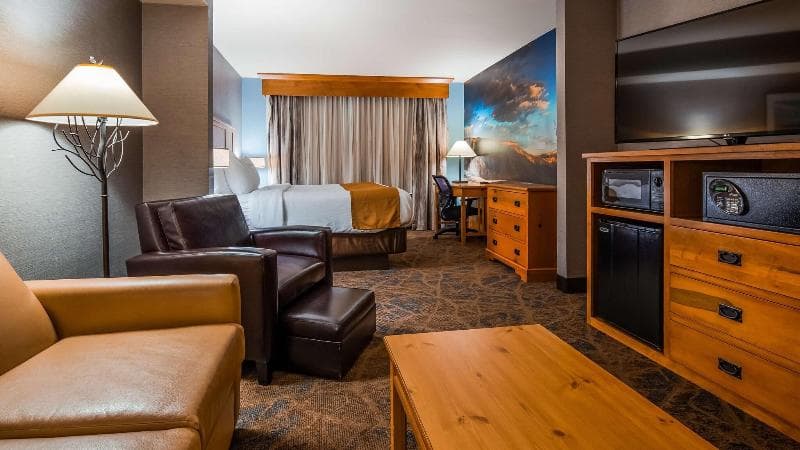 Best Western Plus GranTree Inn 5