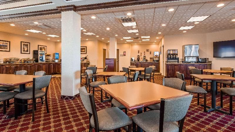 Best Western Plus Flathead Lake Inn & Suites 4