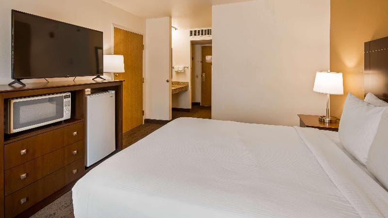 Best Western Yellowstone Crossing photo 1
