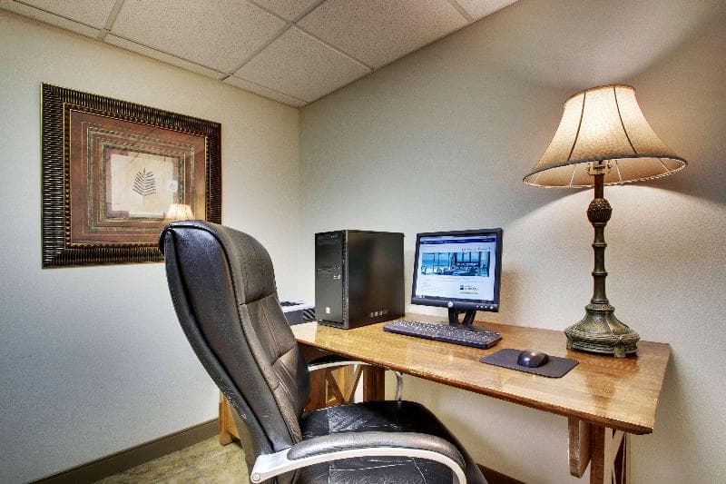 Best Western West Hills Inn photo 1