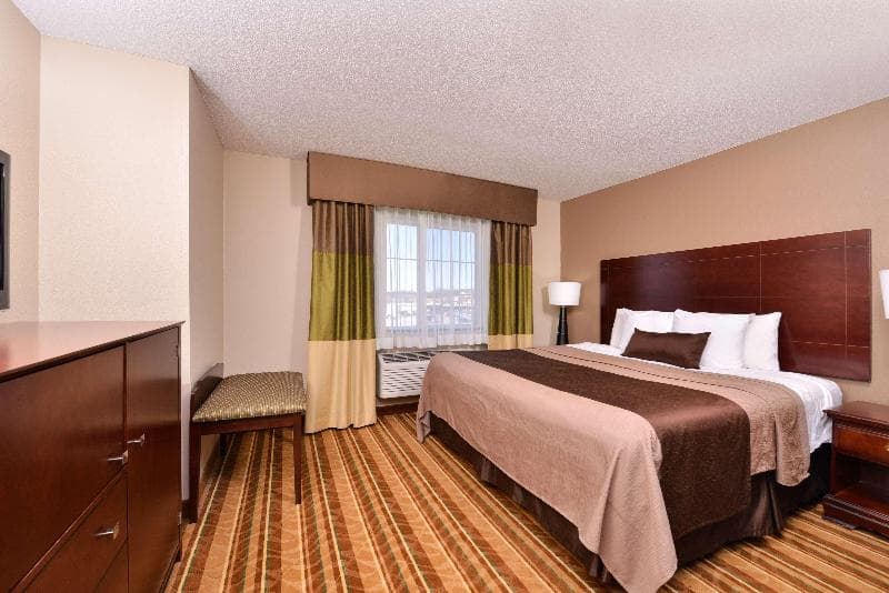 Best Western Old Mill Inn 4
