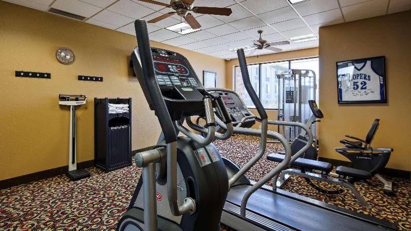 Best Western Plus Mid Nebraska Inn & Suites 2