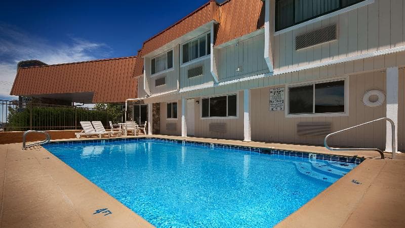 Best Western Hi-Desert Inn 3