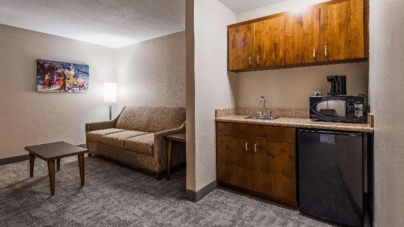 Best Western Plus Henderson Hotel 4