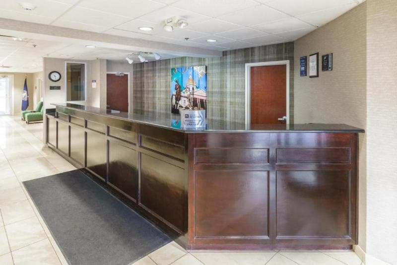 Best Western Concord Inn & Suites 4