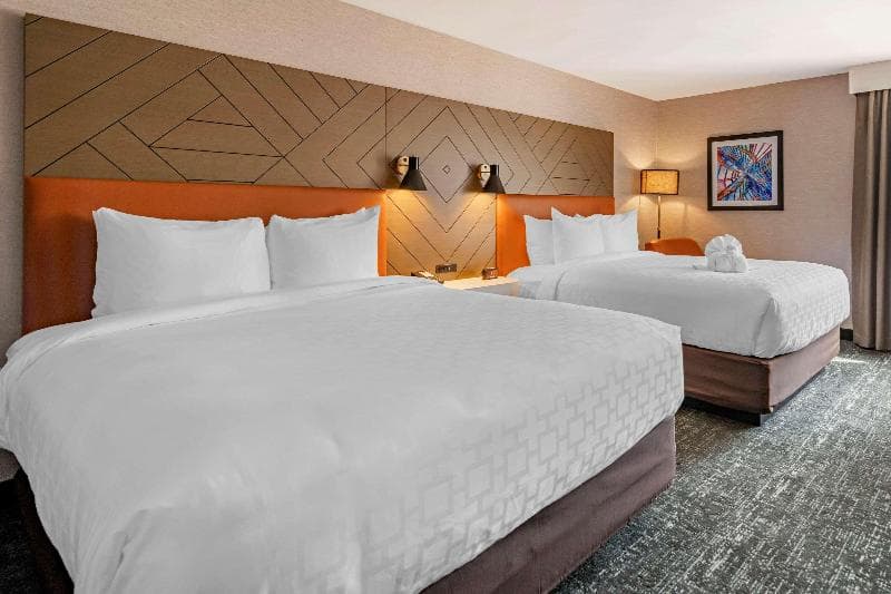 Clarion Inn Hotel 3