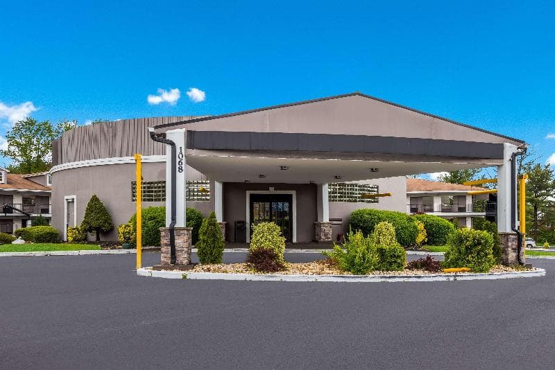 Best Western Bordentown Inn 4