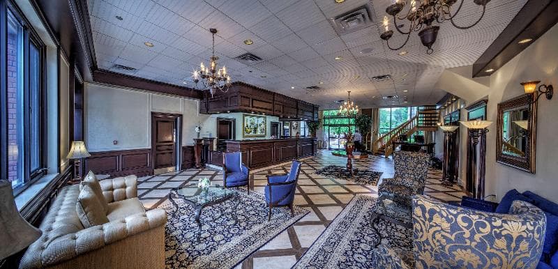 Best Western Plus Fairfield Executive Inn 4