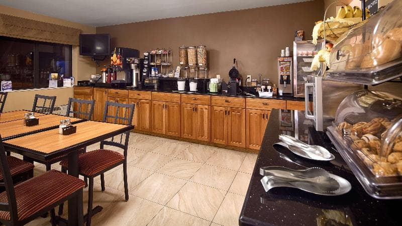 Best Western Princeton Manor Inn & Suites 4