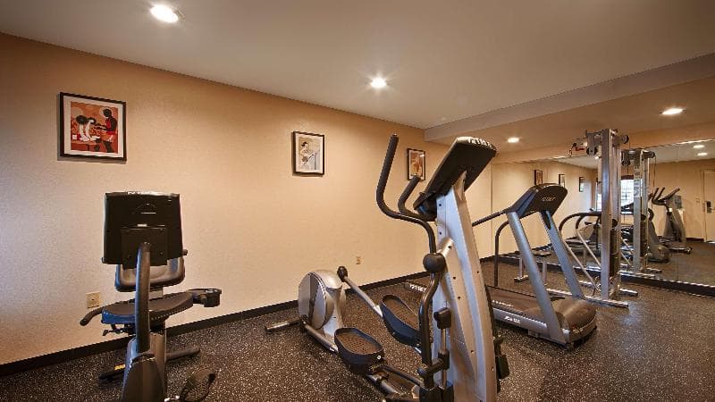 SureStay Hotel by Best Western East Brunswick main