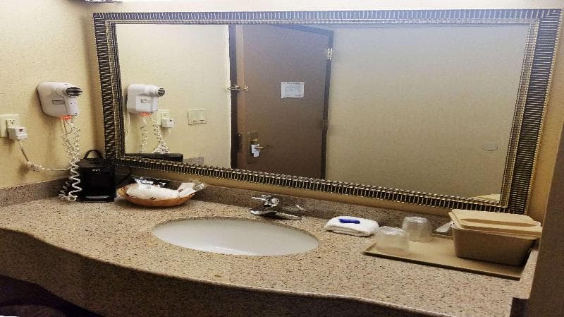 Best Western Hazlet Inn 5