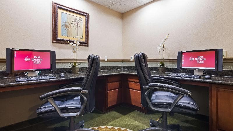Best Western Plus Montezuma Inn & Suites photo 1