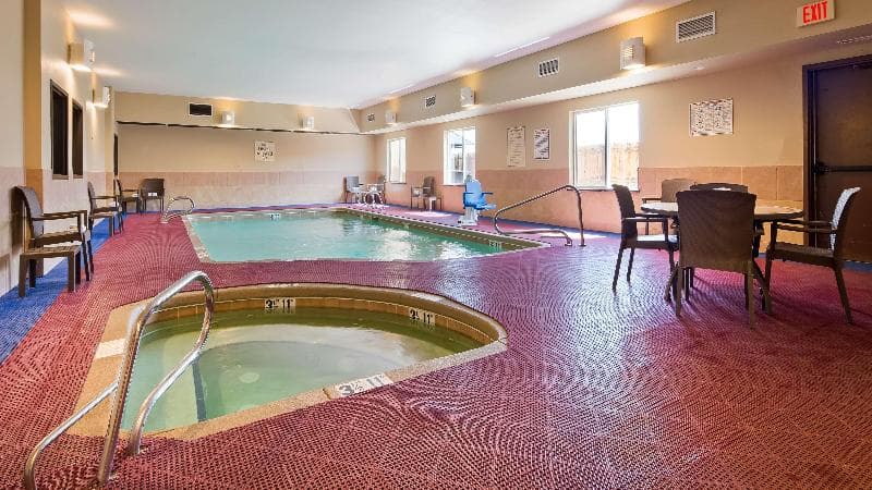 Best Western Plus Montezuma Inn & Suites 5