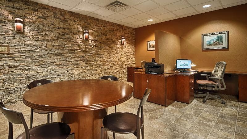 Best Western Plus Raton Hotel photo 1