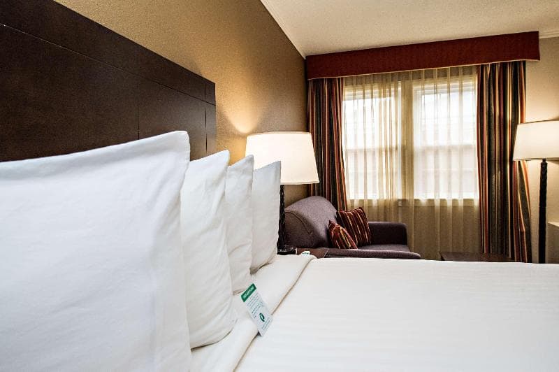 Best Western University Inn 4