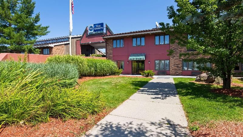 Best Western University Inn 2