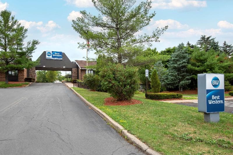Best Western University Inn 5