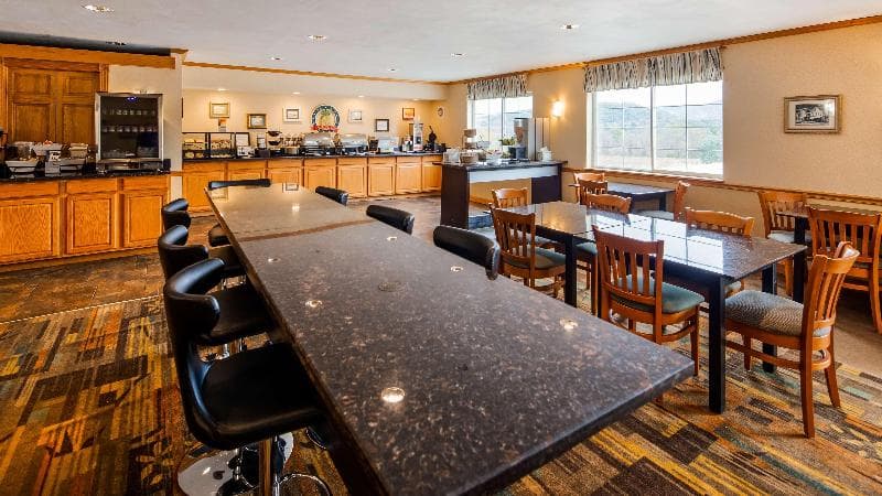Best Western Cooperstown Inn & Suites 3