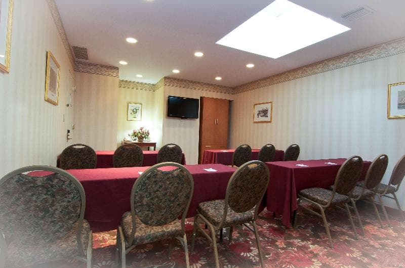 Best Western Woodbury Inn 5