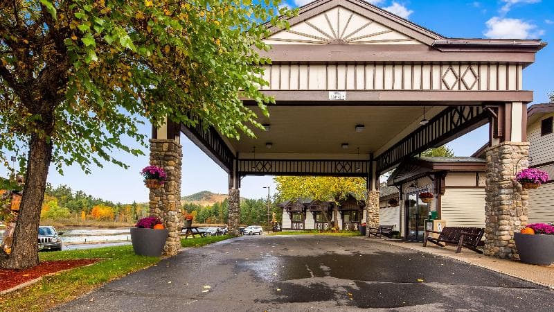 Best Western Saranac Lake 2
