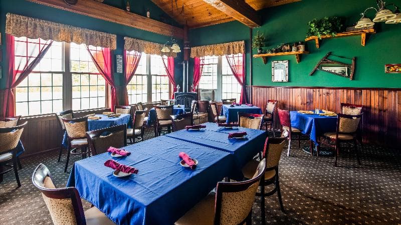 Best Western Plus Ticonderoga Inn & Suites 4