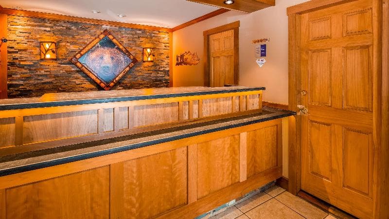 Best Western Adirondack Inn 5