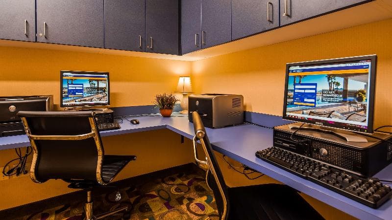 Best Western Plus Victor Inn & Suites photo 1