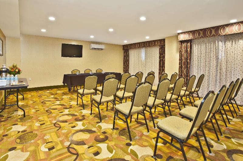 Best Western Plus Arena Hotel main