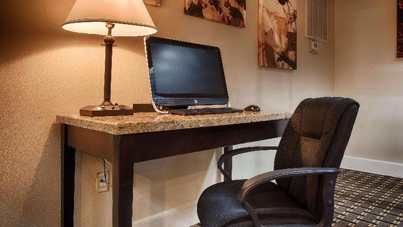 Best Western Lumberton photo 1
