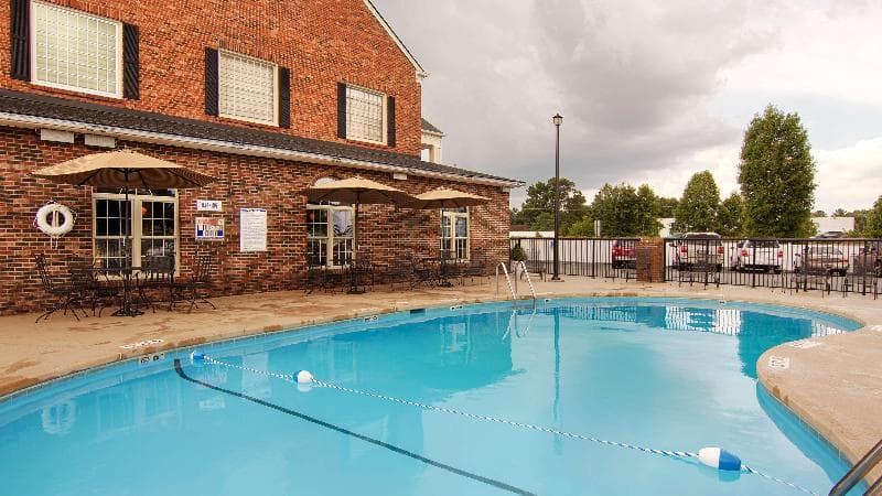 Best Western Hendersonville Inn 5