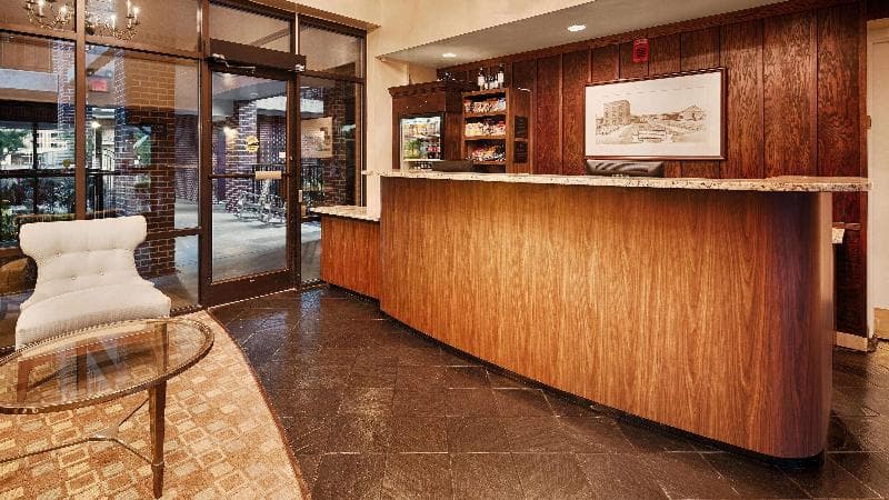 Best Western Plus Coastline Inn 5
