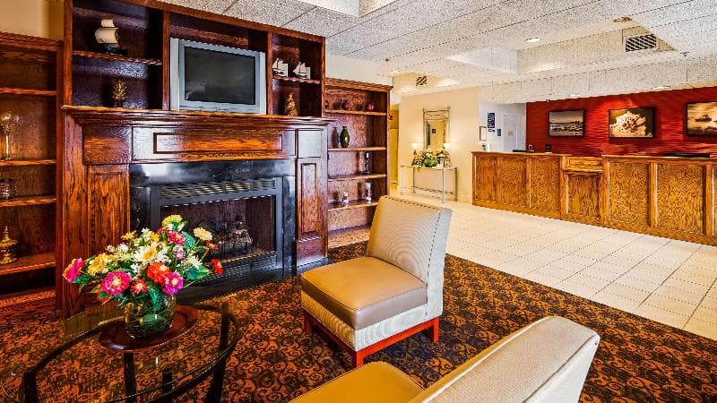 Best Western Plus Silver Creek Inn 5