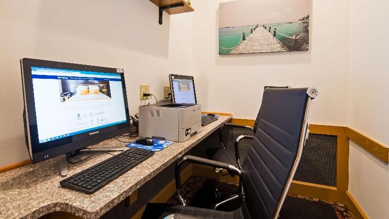 Best Western Plus Wooster Hotel & Conference Center 1