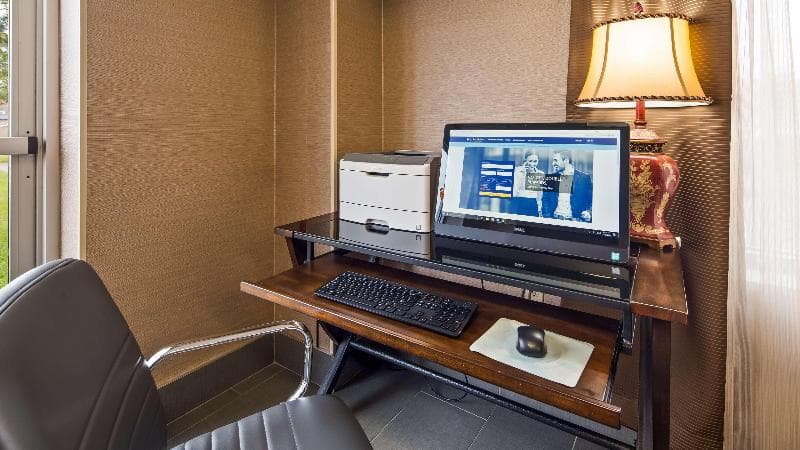 Best Western Adena Inn photo 1