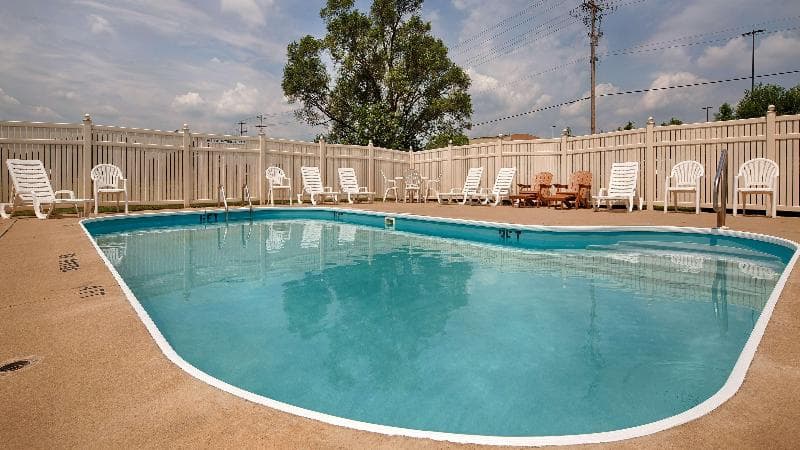 Best Western Adena Inn 4