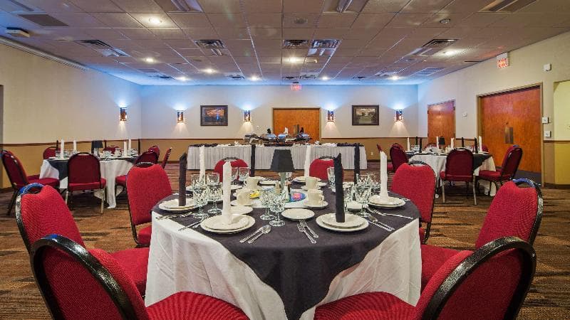Best Western Plus Saddleback Inn & Conference Center 5