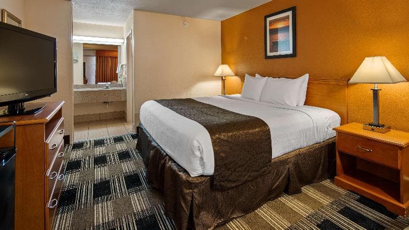 Best Western Airport 5