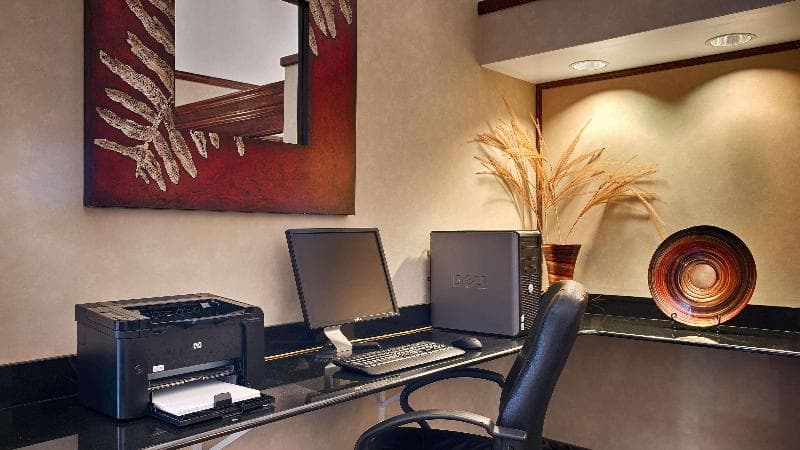 SureStay Plus Hotel by Best Western Edmond photo 1