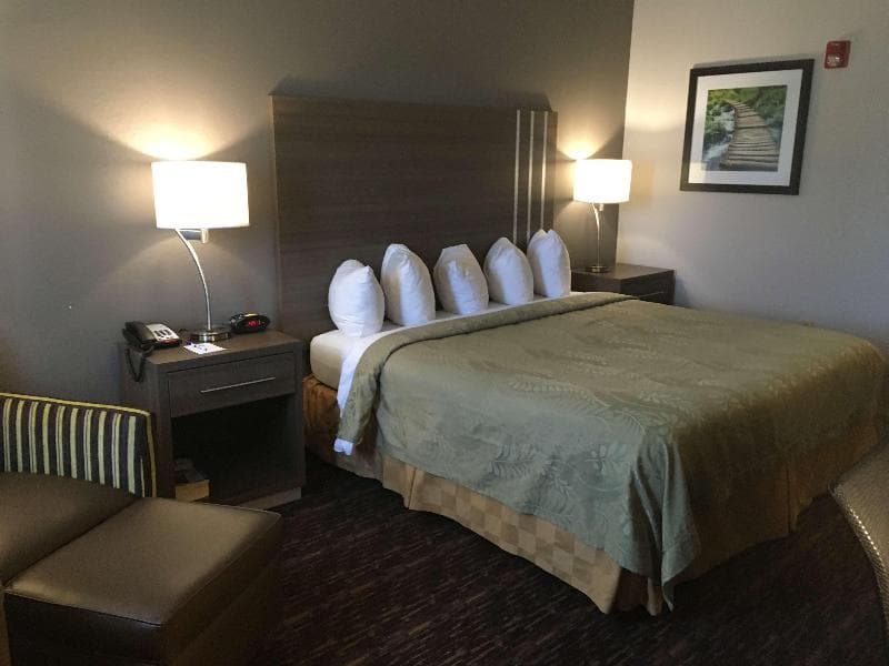 SureStay Plus Hotel by Best Western Edmond 3