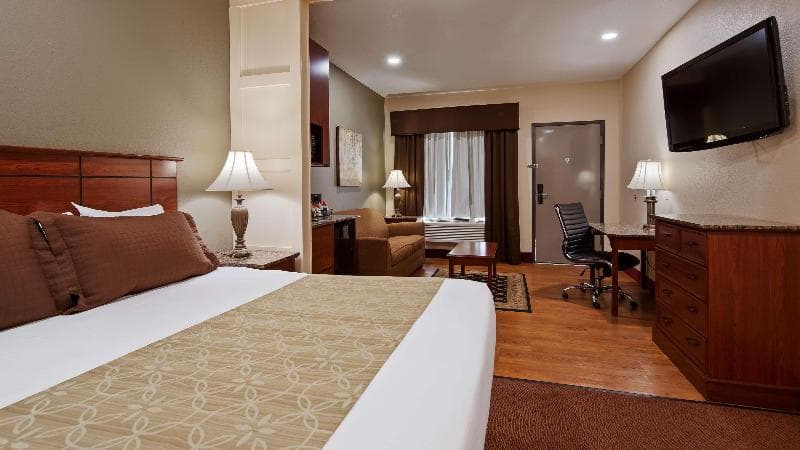 Best Western Plus Yukon 3