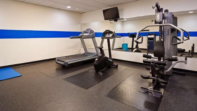 Hemp Hotel, a Travelodge by Wyndham Oklahoma City North 3
