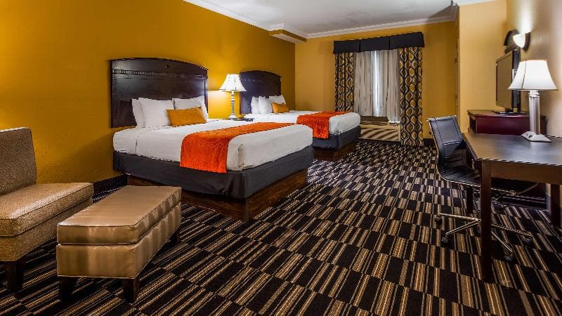 Best Western Plus Barsana Hotel & Suites 4